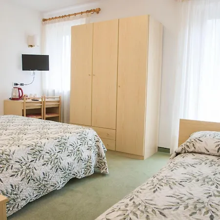 Garni Mariolina 팔카데