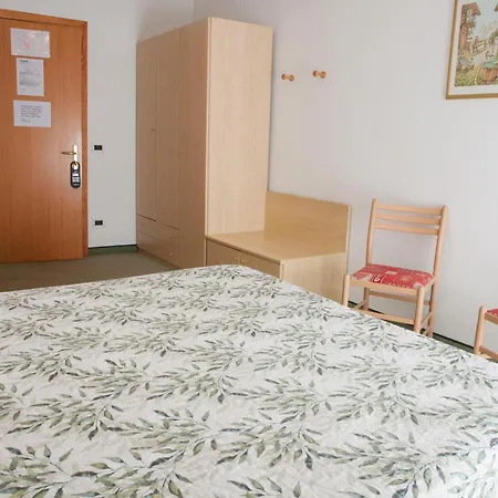 Garni Mariolina Couette-café 3*